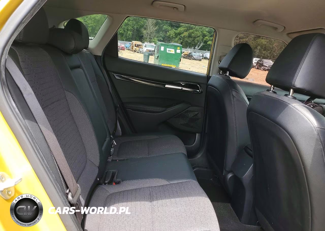 2021 Kia Seltos S VIN:KNDEU2AA2M7118528 - 11