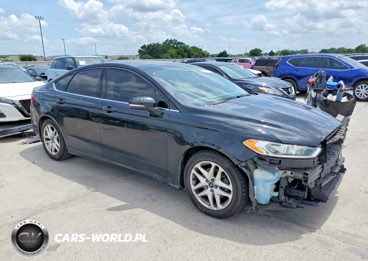 2014 Ford Fusion Se VIN:1FA6P0H7XE5356334 - 4