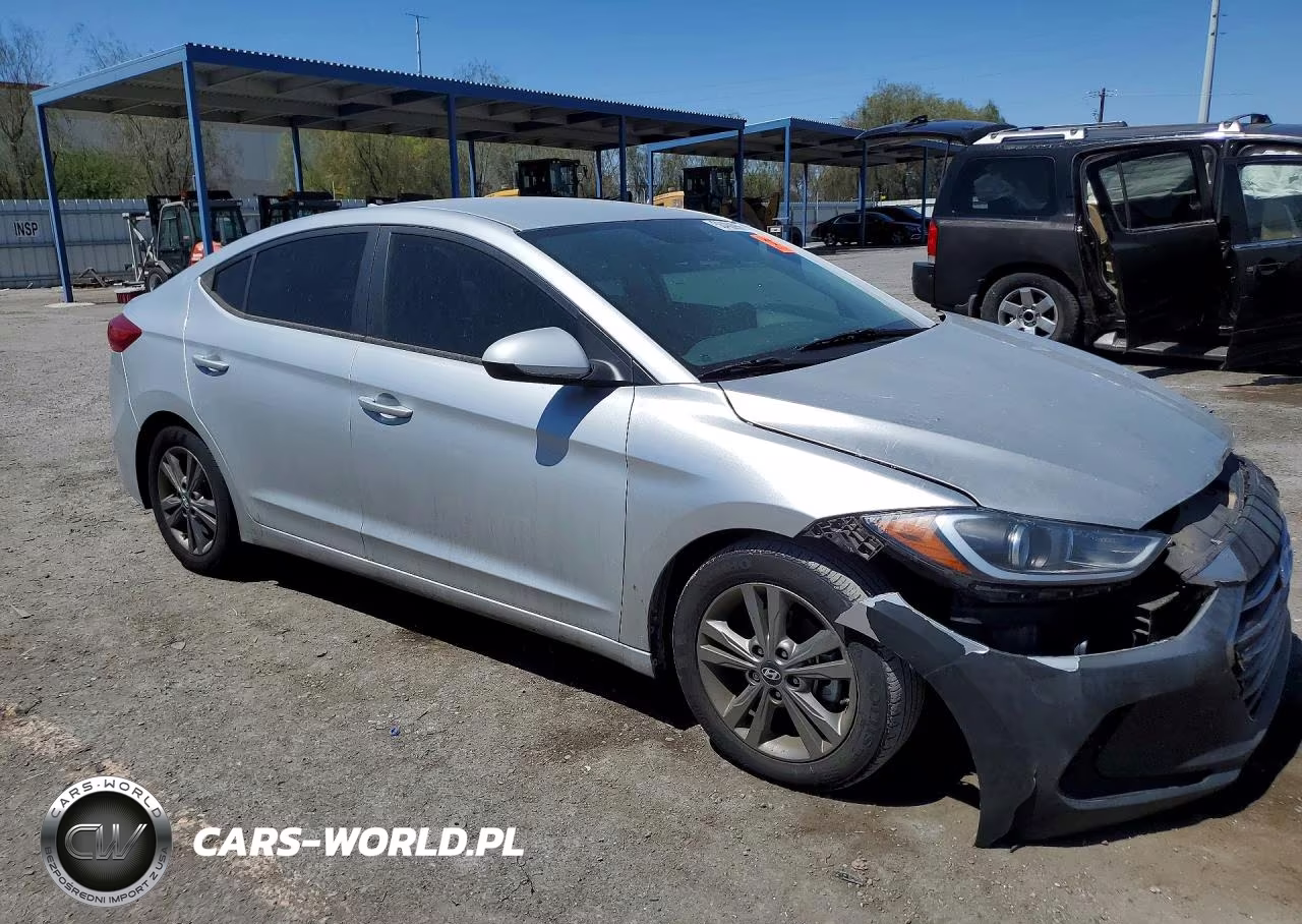 2018 Hyundai Elantra Sel VIN:5NPD84LFXJH368241 - 4