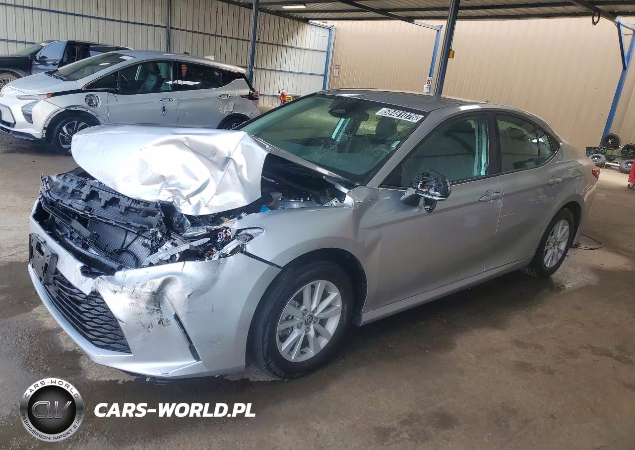 2026 Toyota Camry Le – zdjęcie 1 z 13