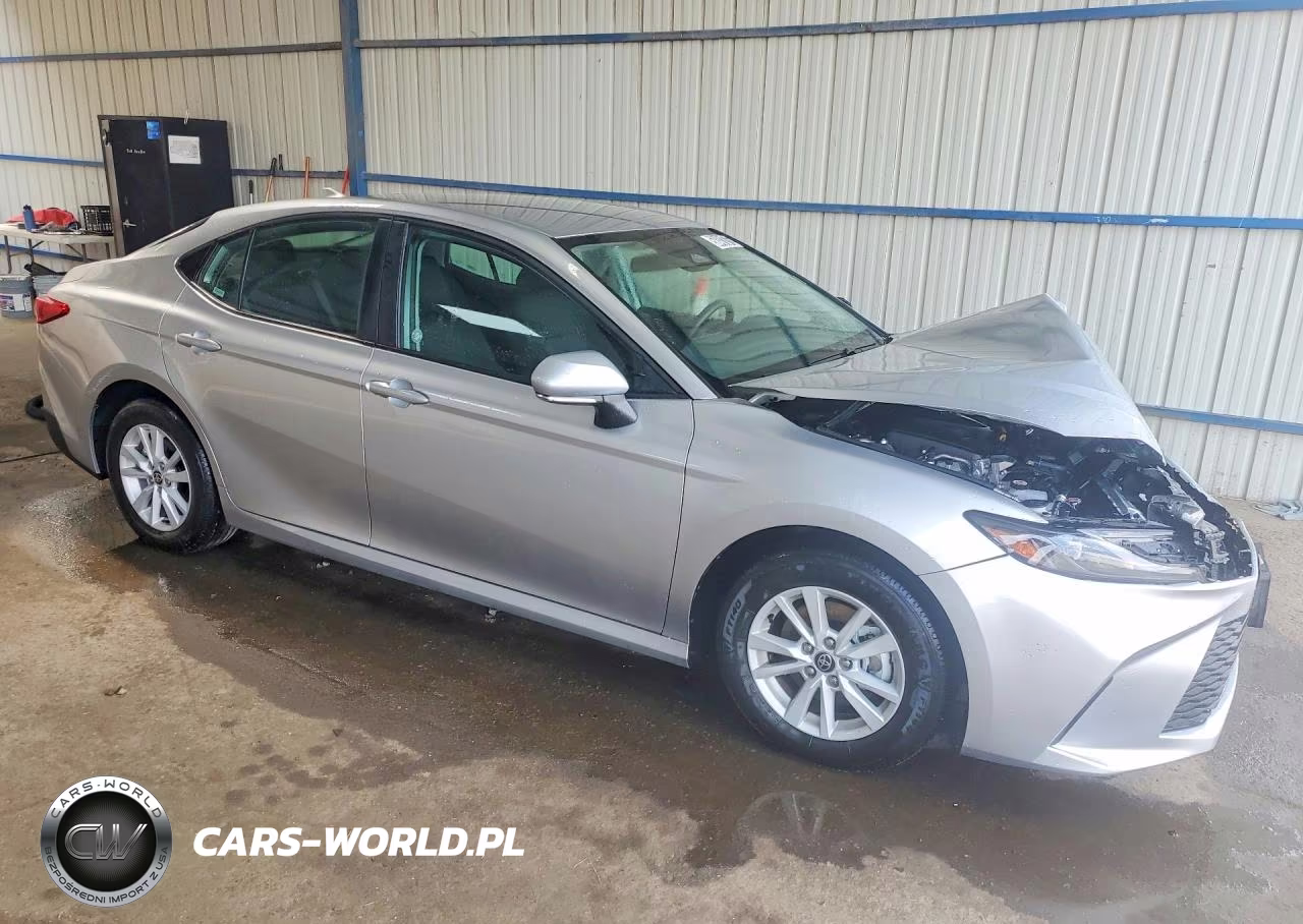 2026 Toyota Camry Le VIN:4T1DAACK8TU697816 - 4