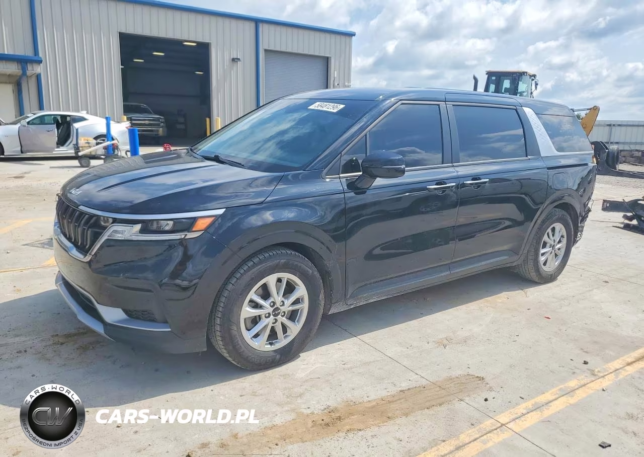 2023 Kia Carnival Lx