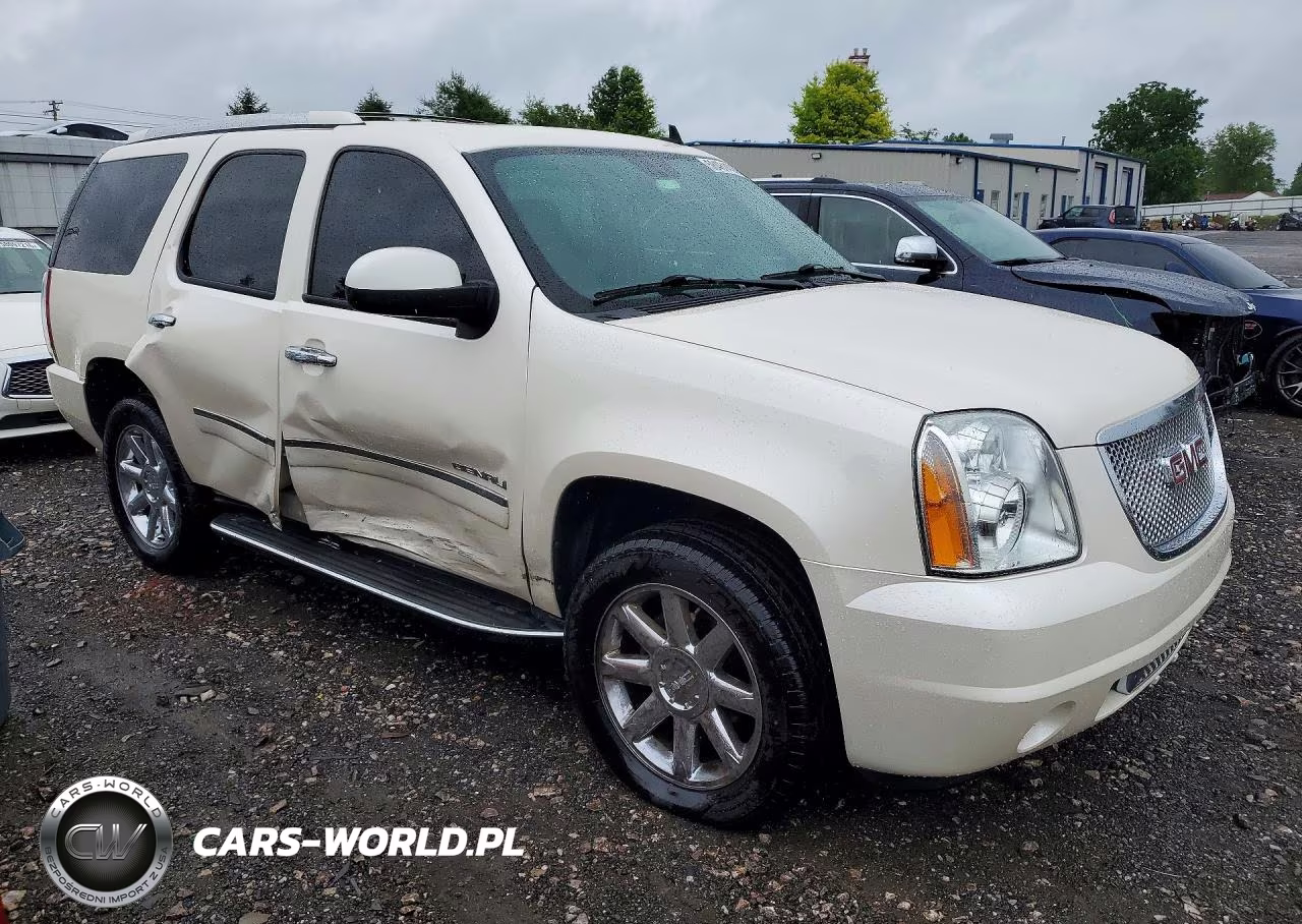 2013 GMC Yukon Denali VIN:1GKS2EEF8DR266756 - 4
