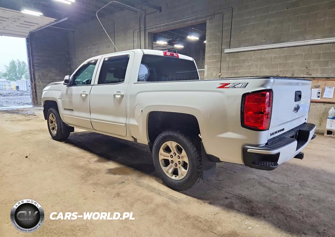 2018 Chevrolet Silverado K1500 Lt VIN:3GCUKREC7JG513455 - 2