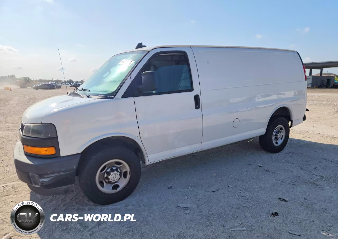 2018 Chevrolet Express G2500