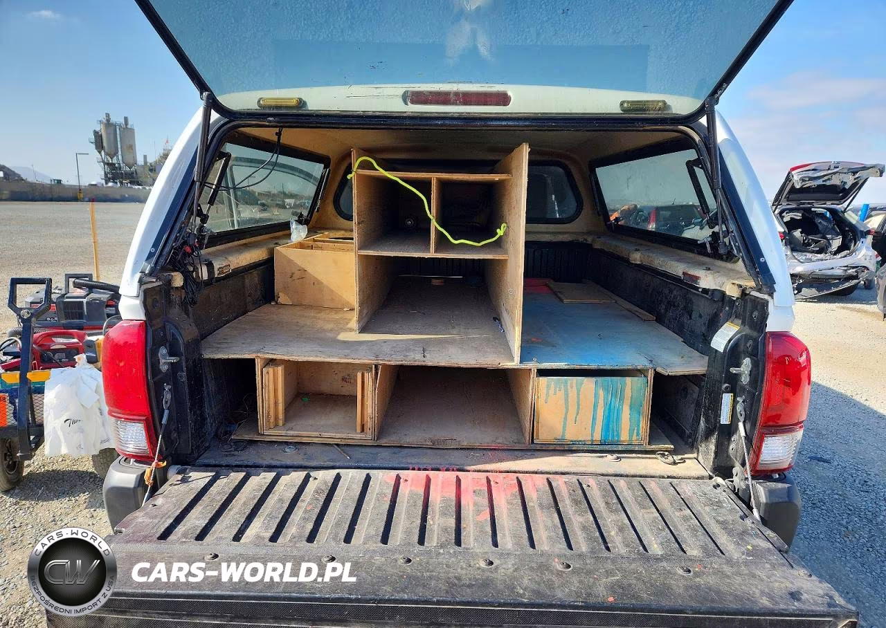 2020 Toyota Tacoma Sr V6 VIN:5TFSZ5AN8LX218320 - 10