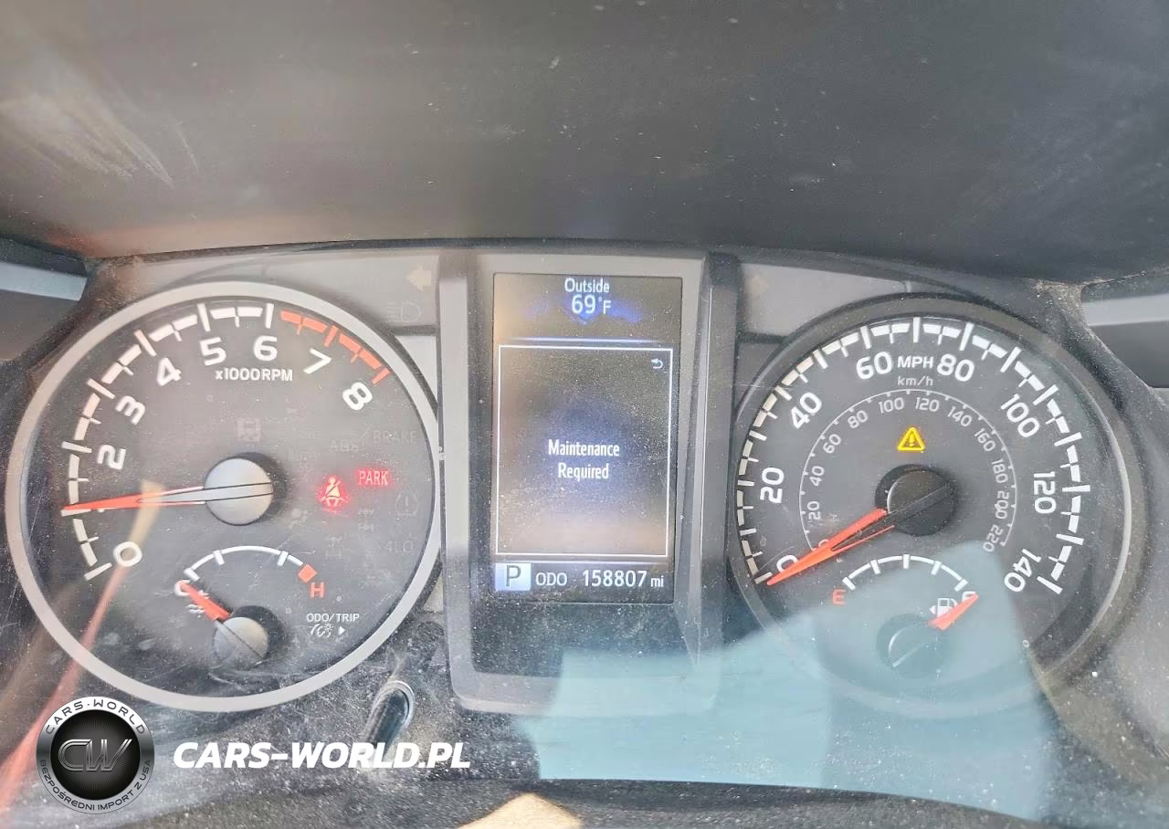 2020 Toyota Tacoma Sr V6 VIN:5TFSZ5AN8LX218320 - 9
