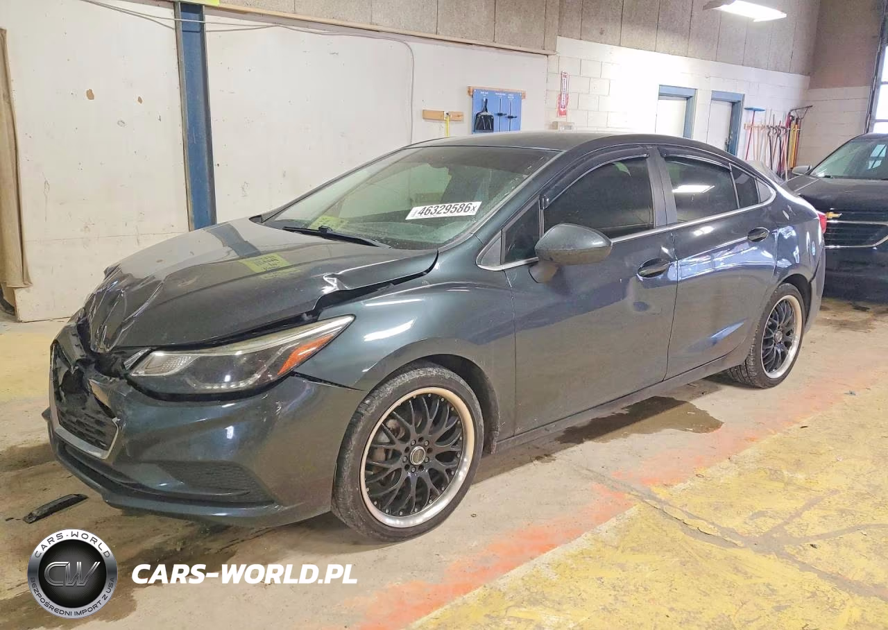 2018 Chevrolet Cruze Lt – zdjęcie 1 z 12