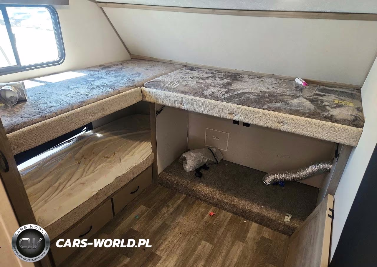 2024 Forest River Chaparral Camper VIN:5ZT3CH2B9RA331408 - 7