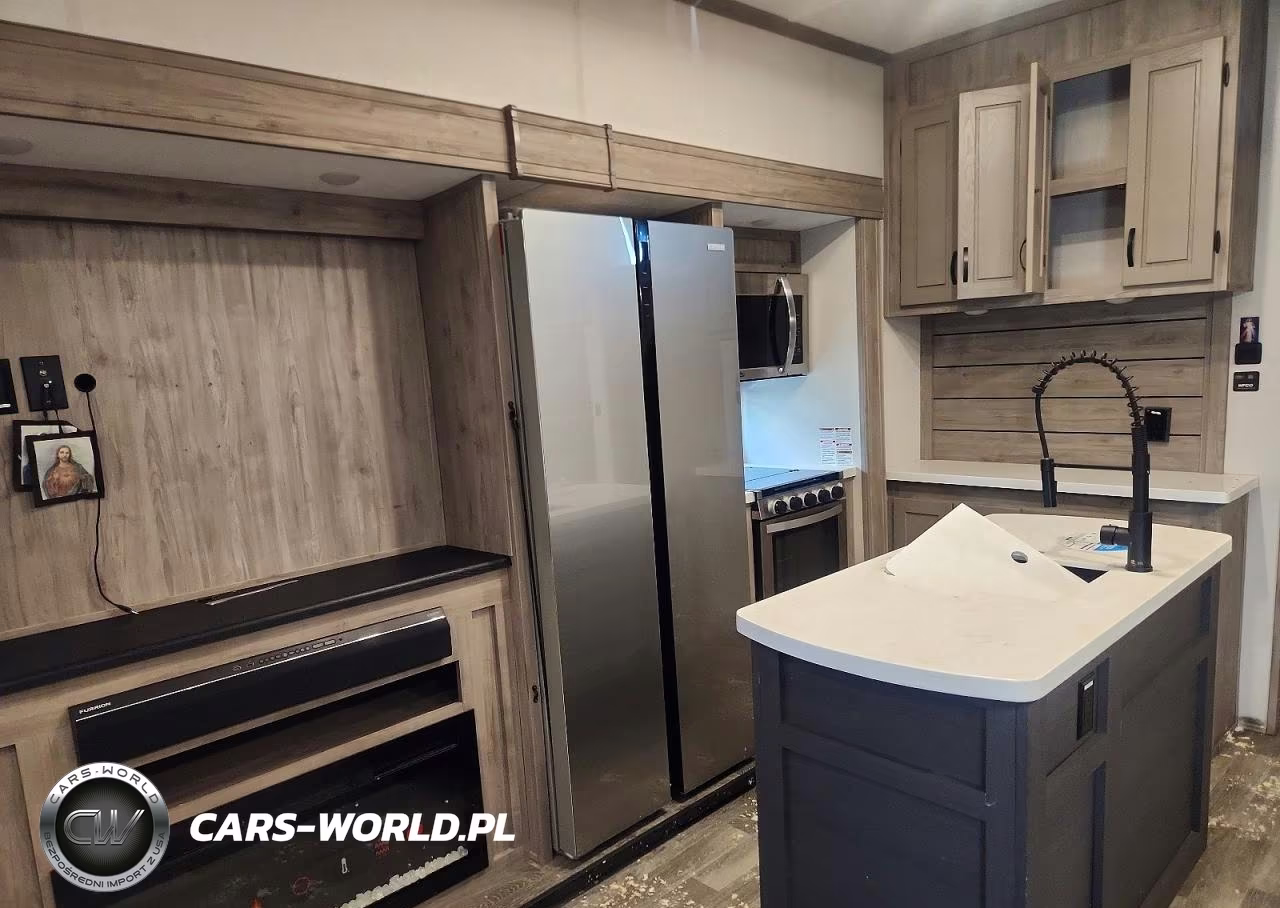 2024 Forest River Chaparral Camper VIN:5ZT3CH2B9RA331408 - 9