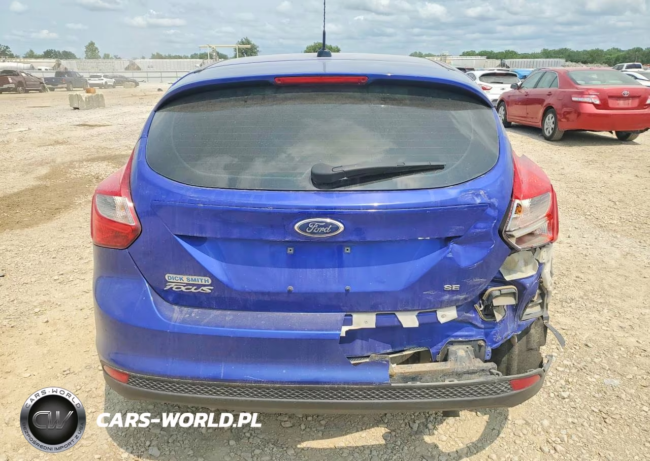 2014 Ford Focus Se VIN:1FADP3K24EL111966 - 6