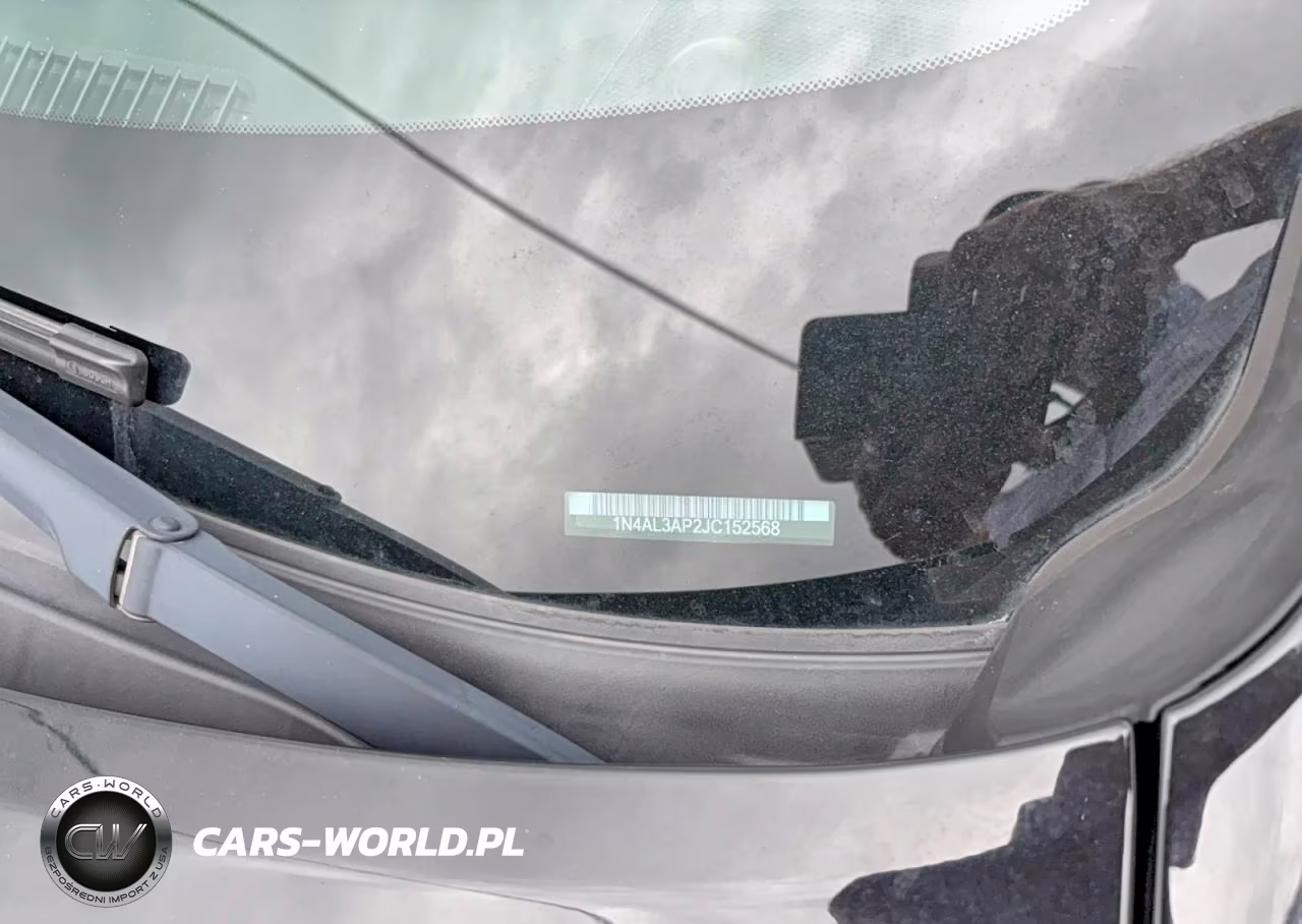 2018 Nissan Altima 2.5 Sr VIN:1N4AL3AP2JC152568 - 10