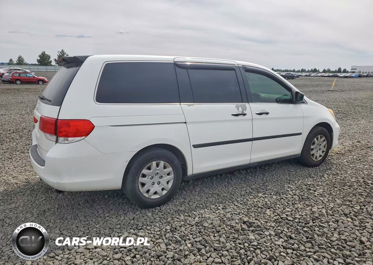 2010 Honda Odyssey Lx VIN:5FNRL3H20AB110328 - 3