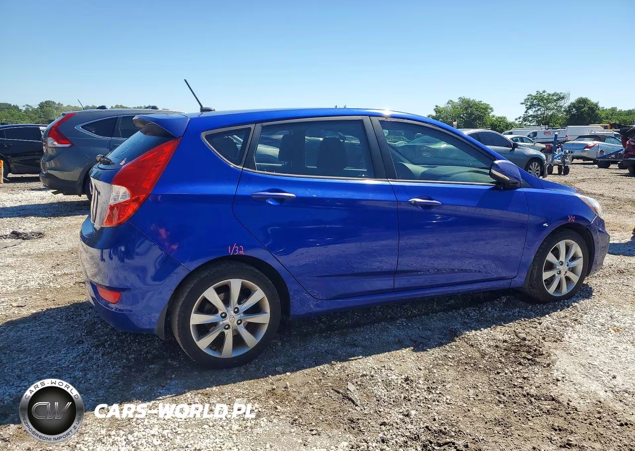 2013 Hyundai Accent Se VIN:KMHCU5AE5DU108214 - 3
