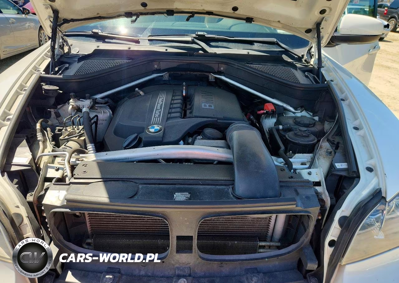 2012 BMW X5 xDrive35I VIN:5UXZV4C52CL764067 - 12