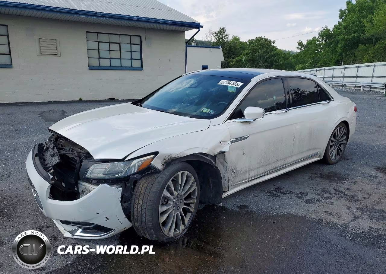 2017 Lincoln Continental Reserve – zdjęcie 1 z 12