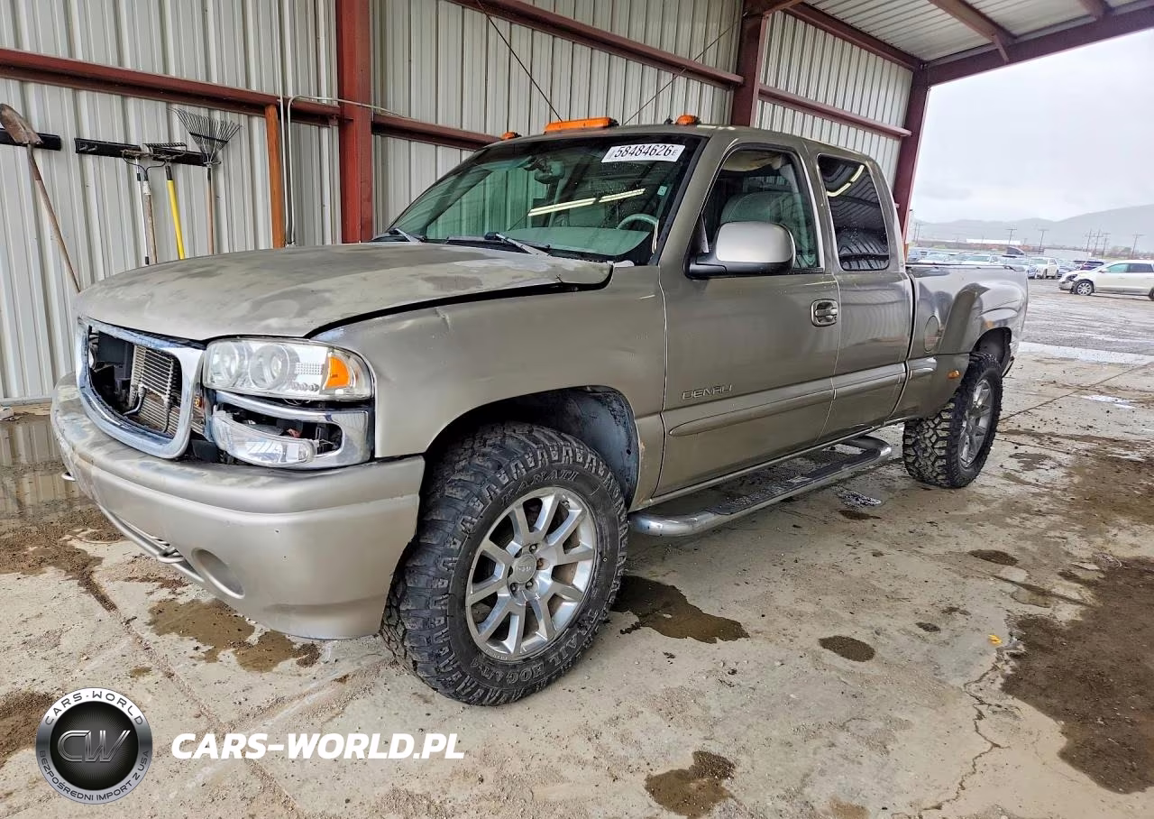 2002 GMC Sierra K1500 Denali