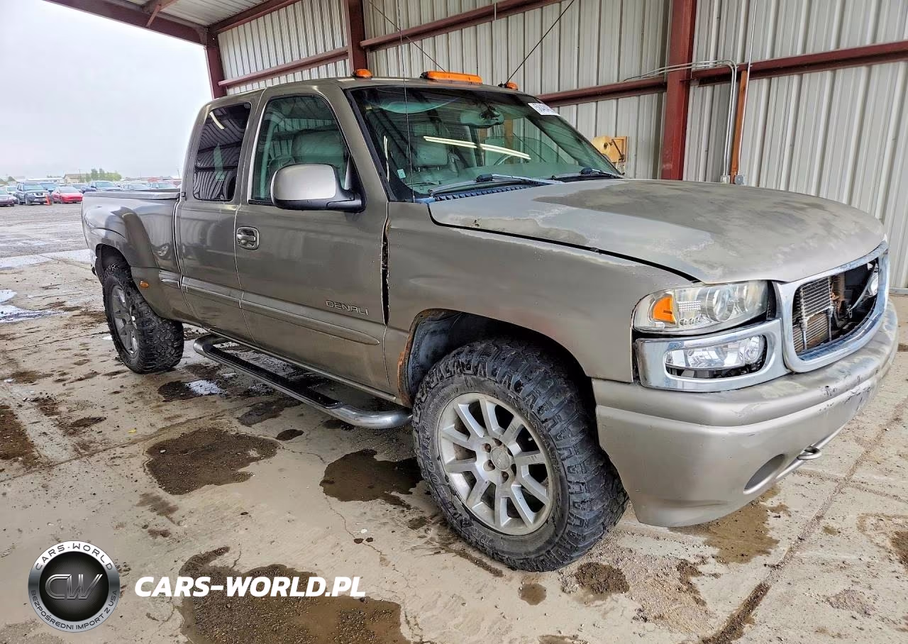 2002 GMC Sierra K1500 Denali VIN:2GTFK69U121324725 - 4