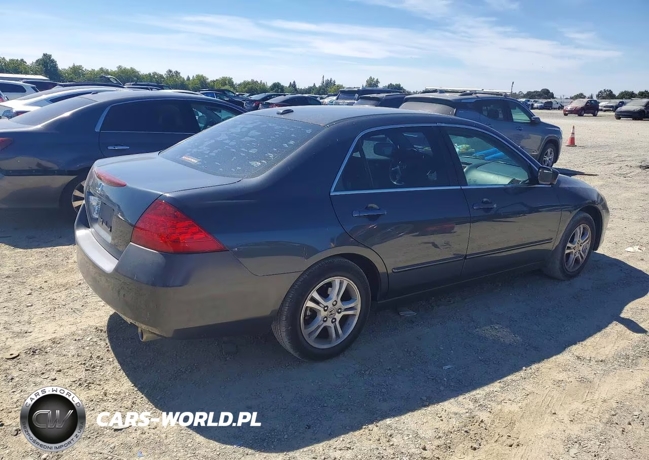 2007 Honda Accord Ex VIN:1HGCM56787A134019 - 3