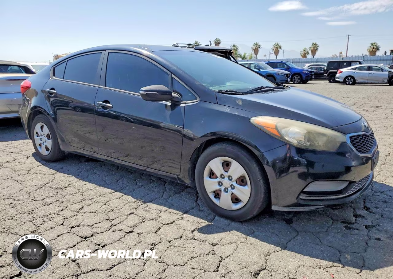 2015 Kia Forte Lx VIN:KNAFX4A6XF5422110 - 4