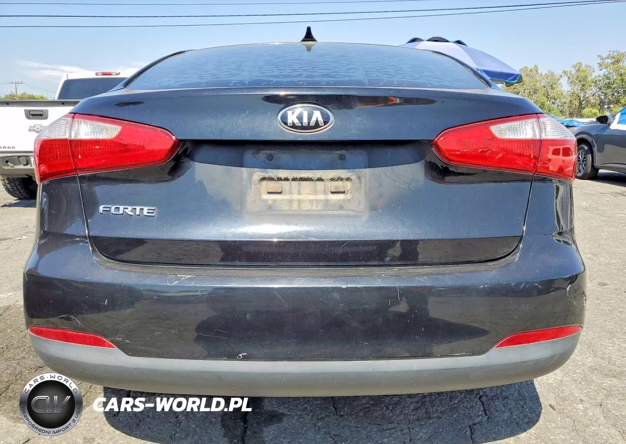 2015 Kia Forte Lx VIN:KNAFX4A6XF5422110 - 6
