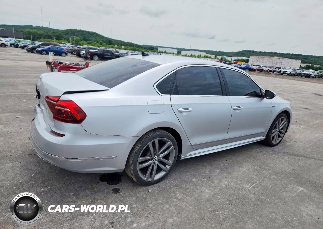 2017 Volkswagen Passat R-Line VIN:1VWDT7A31HC018881 - 3