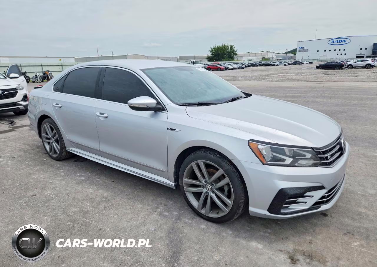 2017 Volkswagen Passat R-Line VIN:1VWDT7A31HC018881 - 4