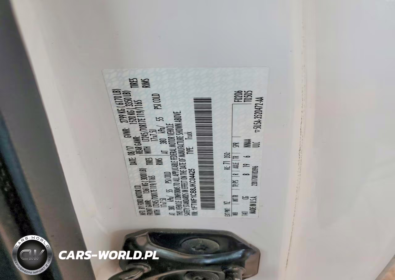 2018 Ford F150 VIN:1FTMF1CB8JKC04425 - 13