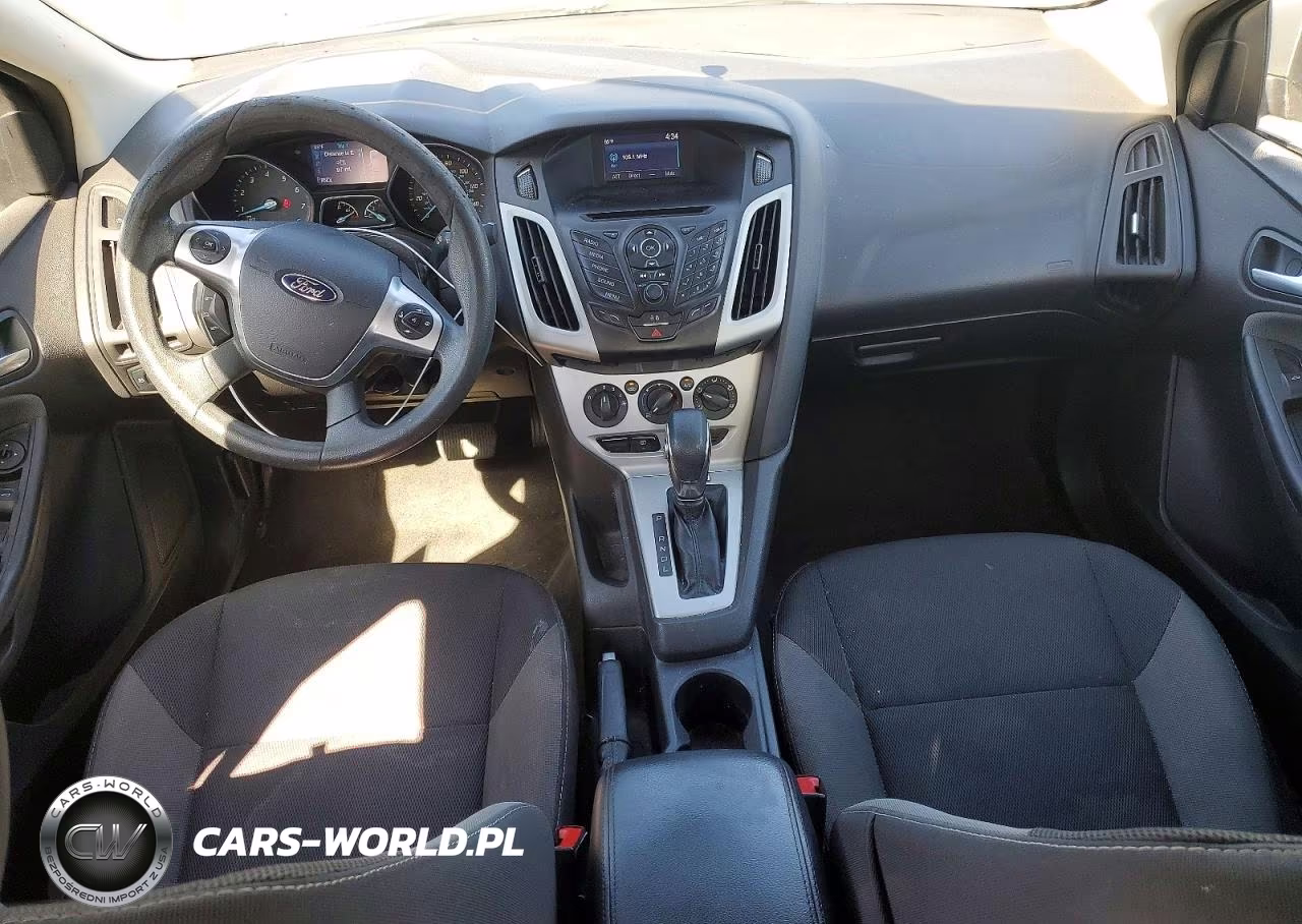 2014 Ford Focus Se VIN:1FADP3F24EL287569 - 8