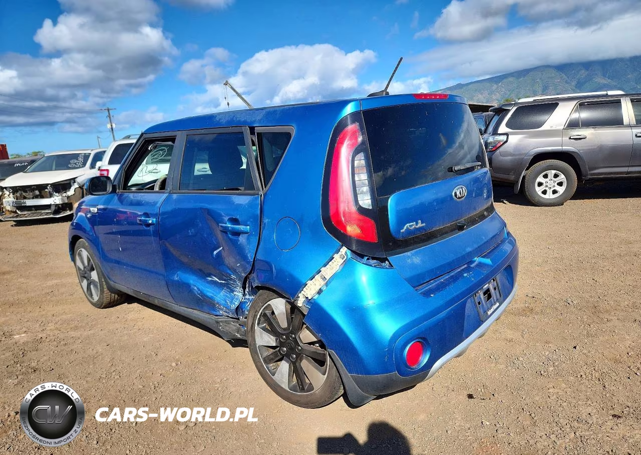 2018 Kia Soul + VIN:KNDJP3A54J7586657 - 2