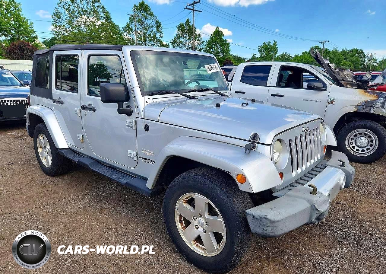 2009 Jeep Wrangler Unlimited Sahara VIN:1J8GA59109L788223 - 4