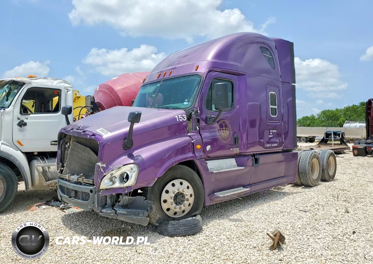 2015 Freightliner Cascadia Semi Truck VIN:3AKJGLD57FSFN2609 - 2