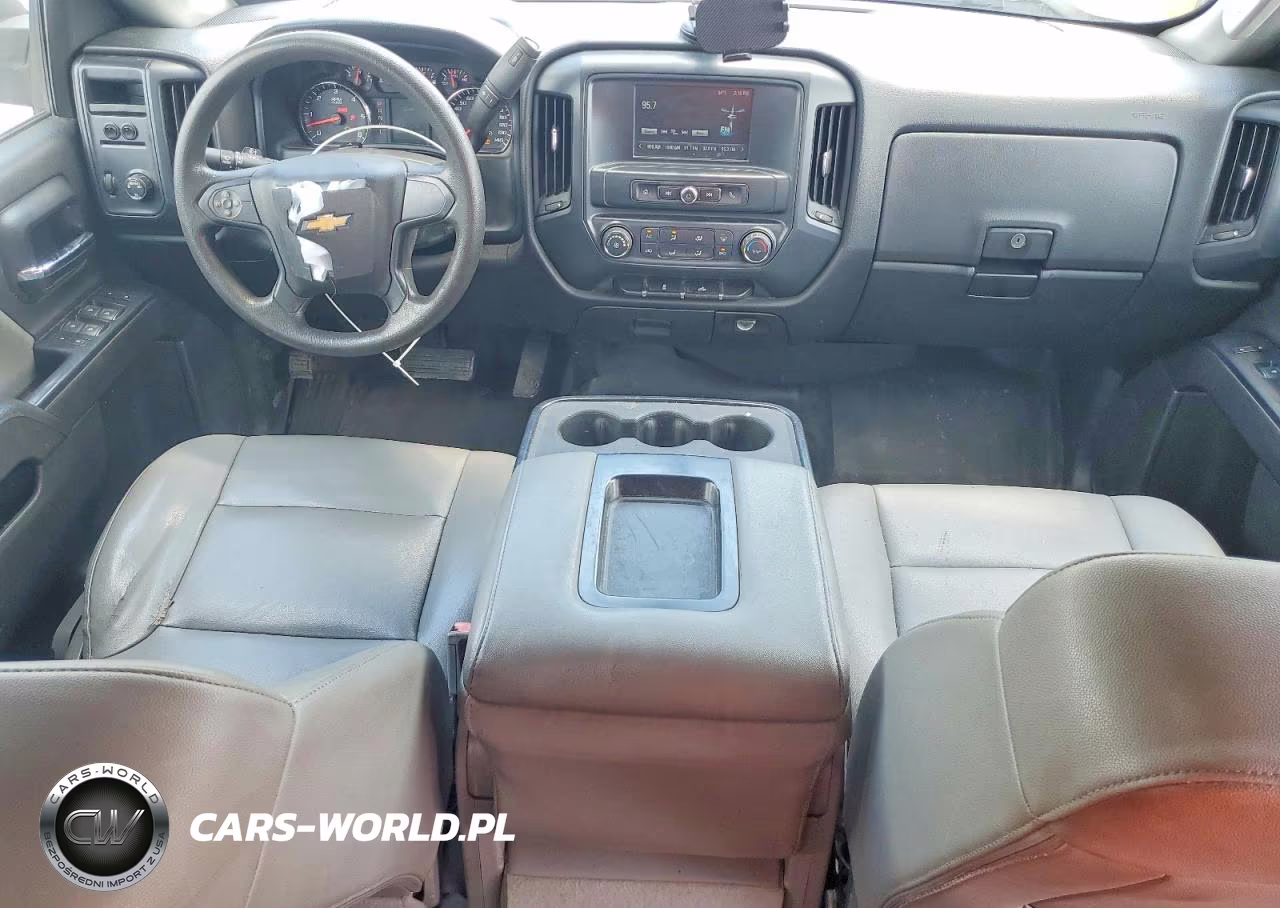 2018 Chevrolet Silverado C1500 VIN:1GCRCNEH9JZ252031 - 8