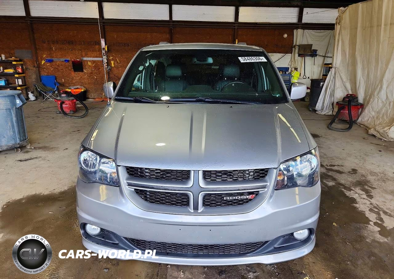 2019 Dodge Grand Caravan Gt VIN:2C4RDGEG1KR648398 - 5