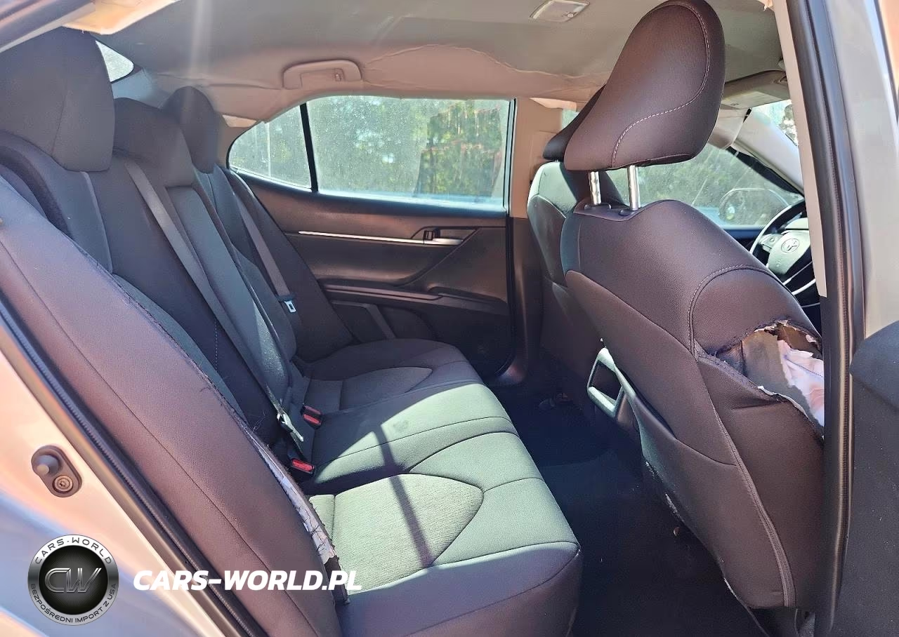 2024 Toyota Camry Le VIN:4T1C11AK5RU212037 - 10