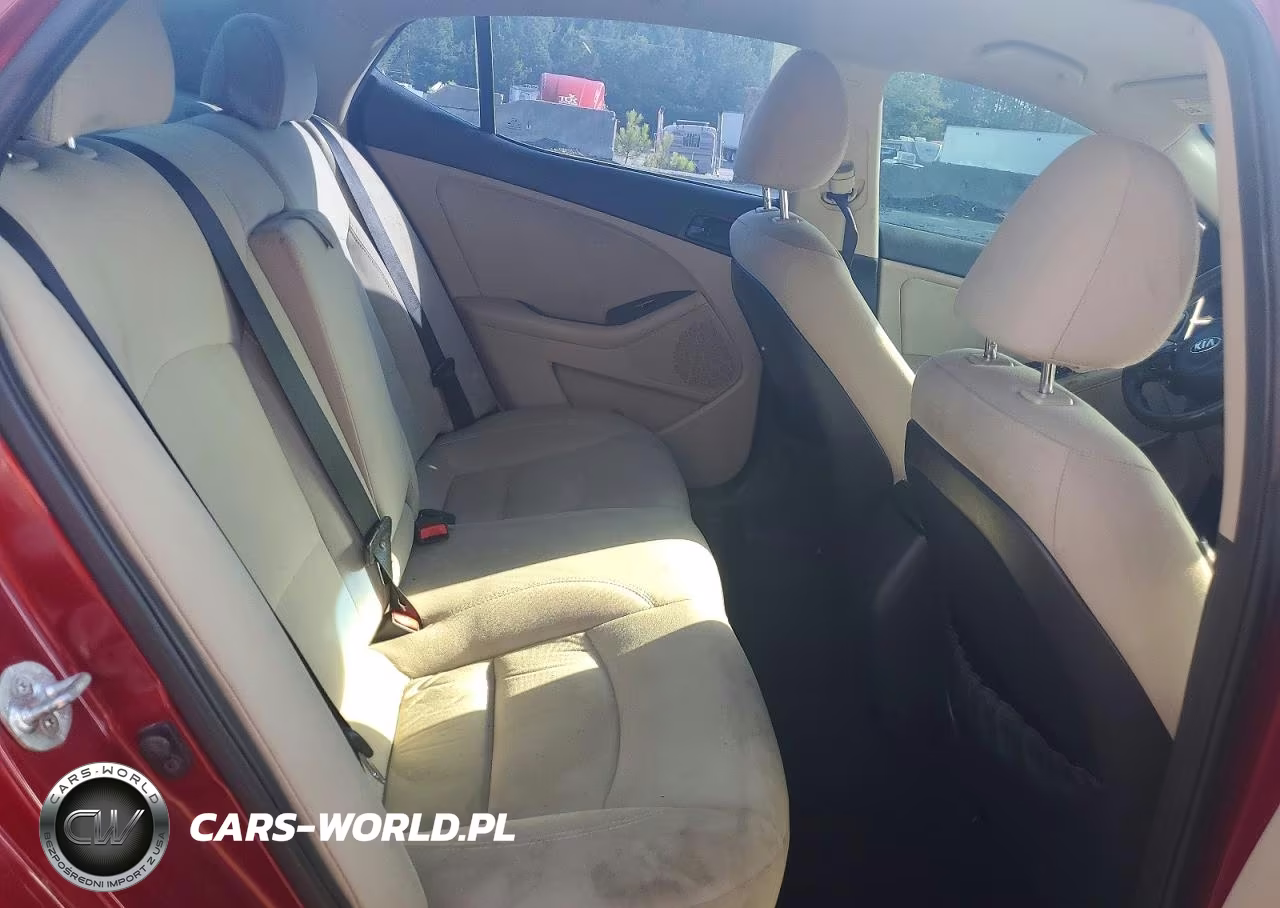 2015 Kia Optima Lx VIN:5XXGM4A74FG430580 - 10