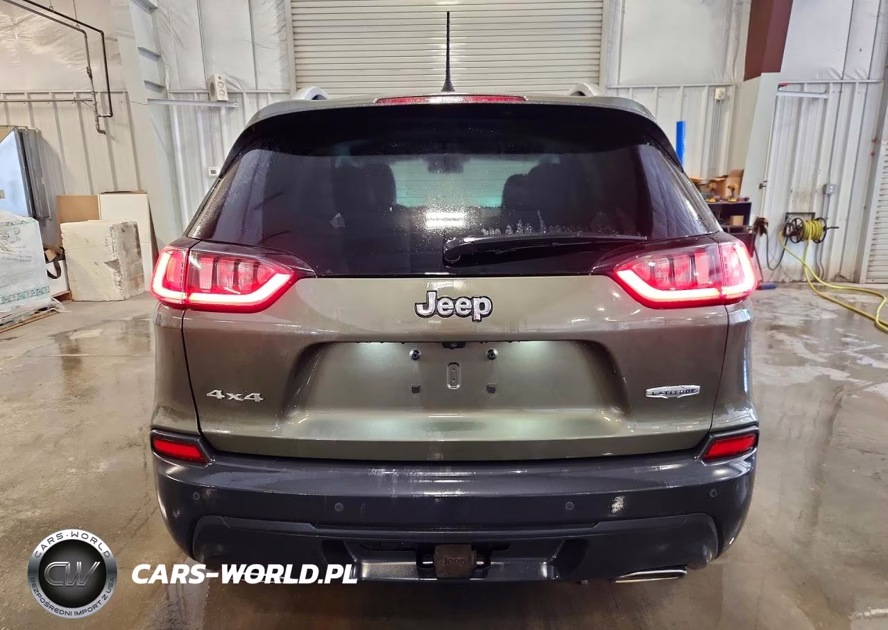 2019 Jeep Cherokee Latitude Plus VIN:1C4PJMLXXKD305075 - 6