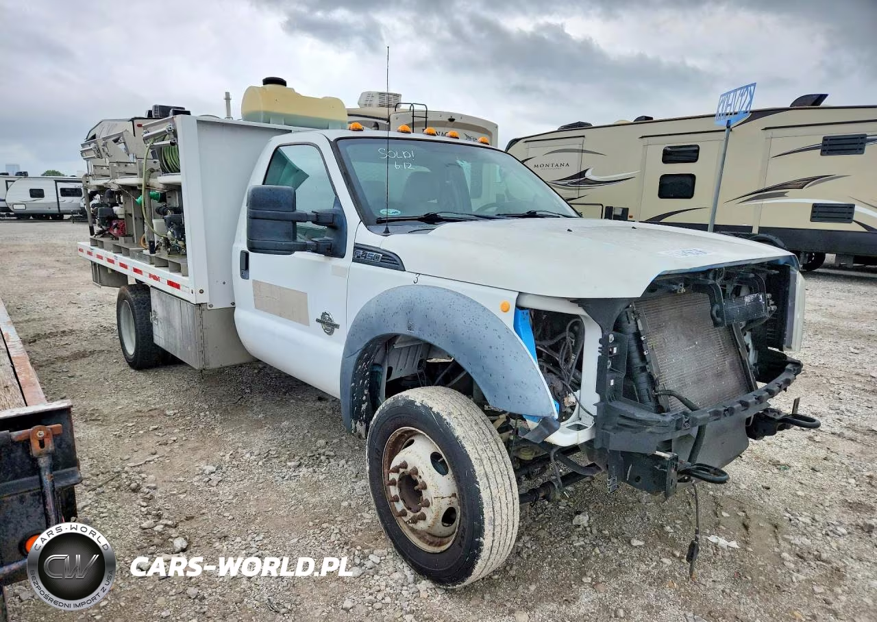 2013 Ford F450 Super Duty VIN:1FDUF4GY8DEA43525 - 4