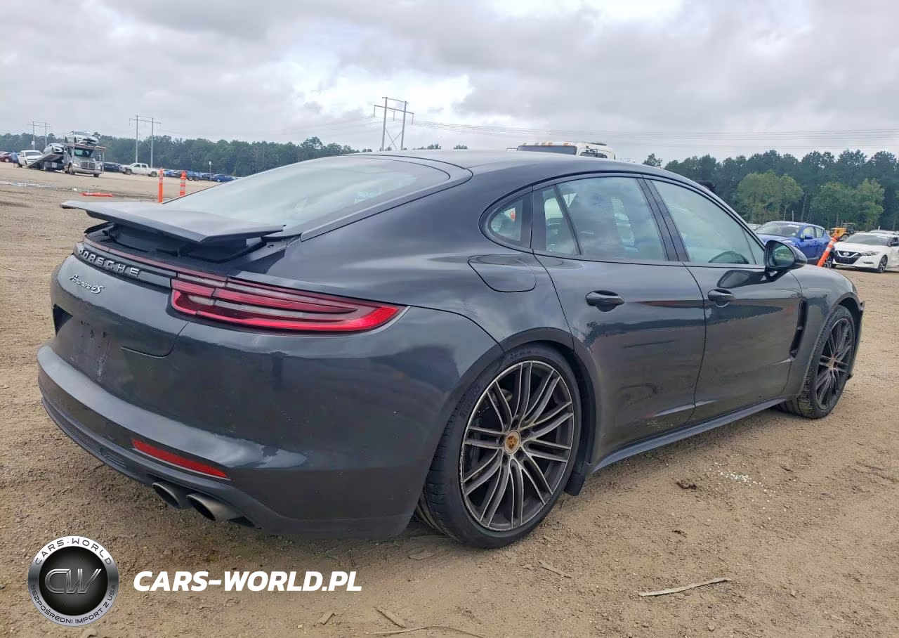 2017 Porsche Panamera 4S VIN:WP0AB2A79HL122131 - 3