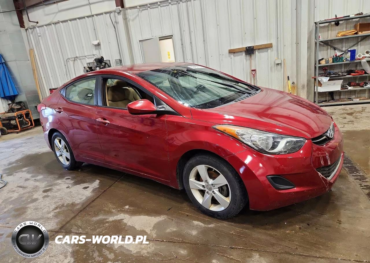 2013 Hyundai Elantra Gls VIN:5NPDH4AEXDH391775 - 4