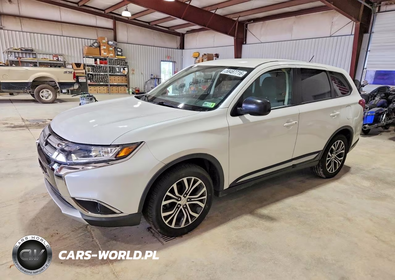 2016 Mitsubishi Outlander Se – zdjęcie 1 z 13