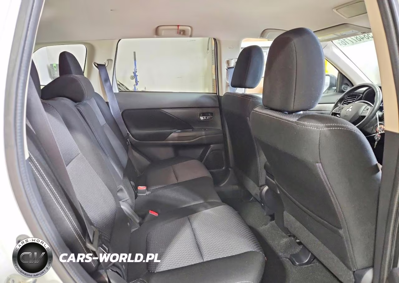 2016 Mitsubishi Outlander Se VIN:JA4AZ3A3XGZ063465 - 11