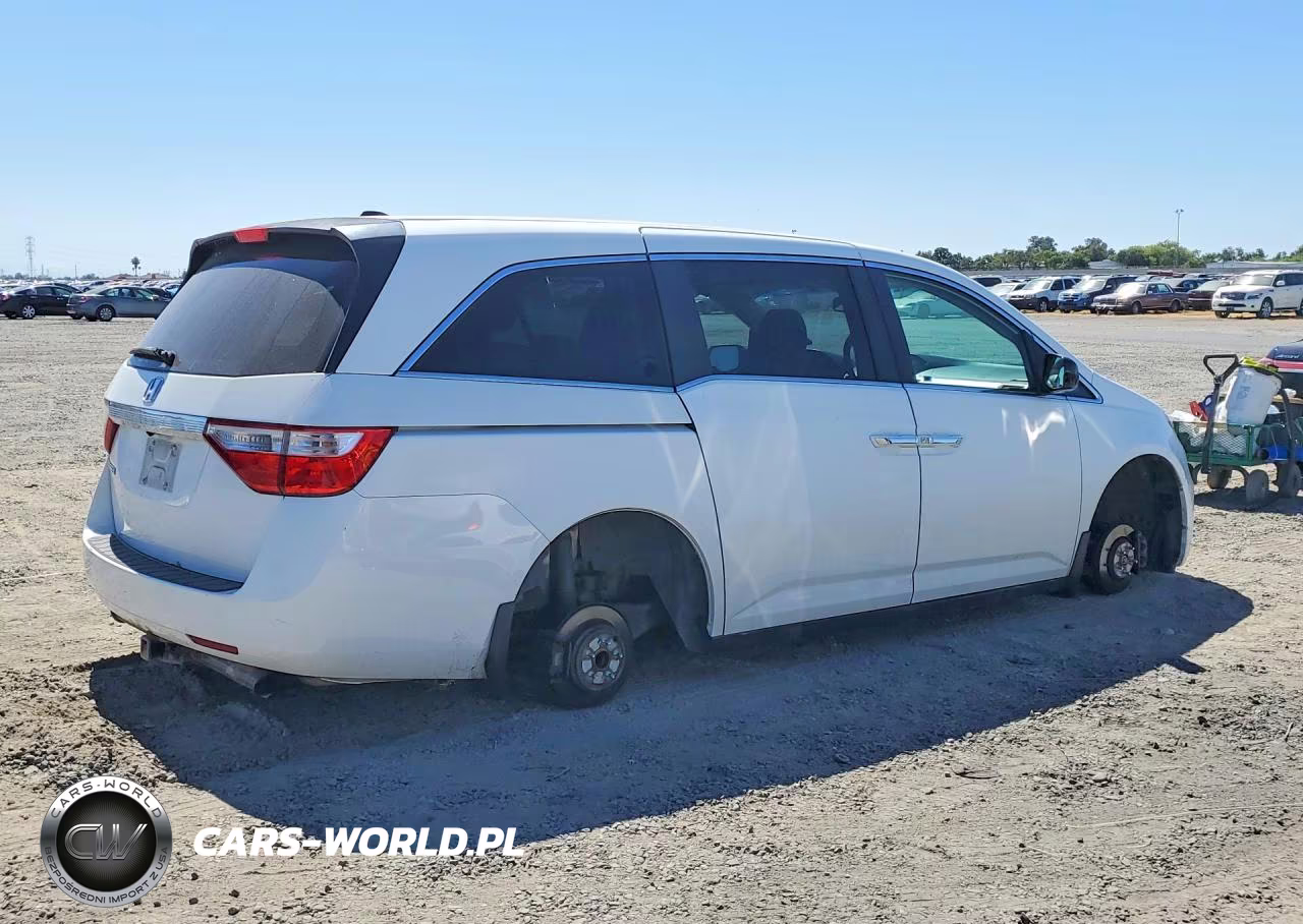 2013 Honda Odyssey Exl VIN:5FNRL5H69DB023613 - 3