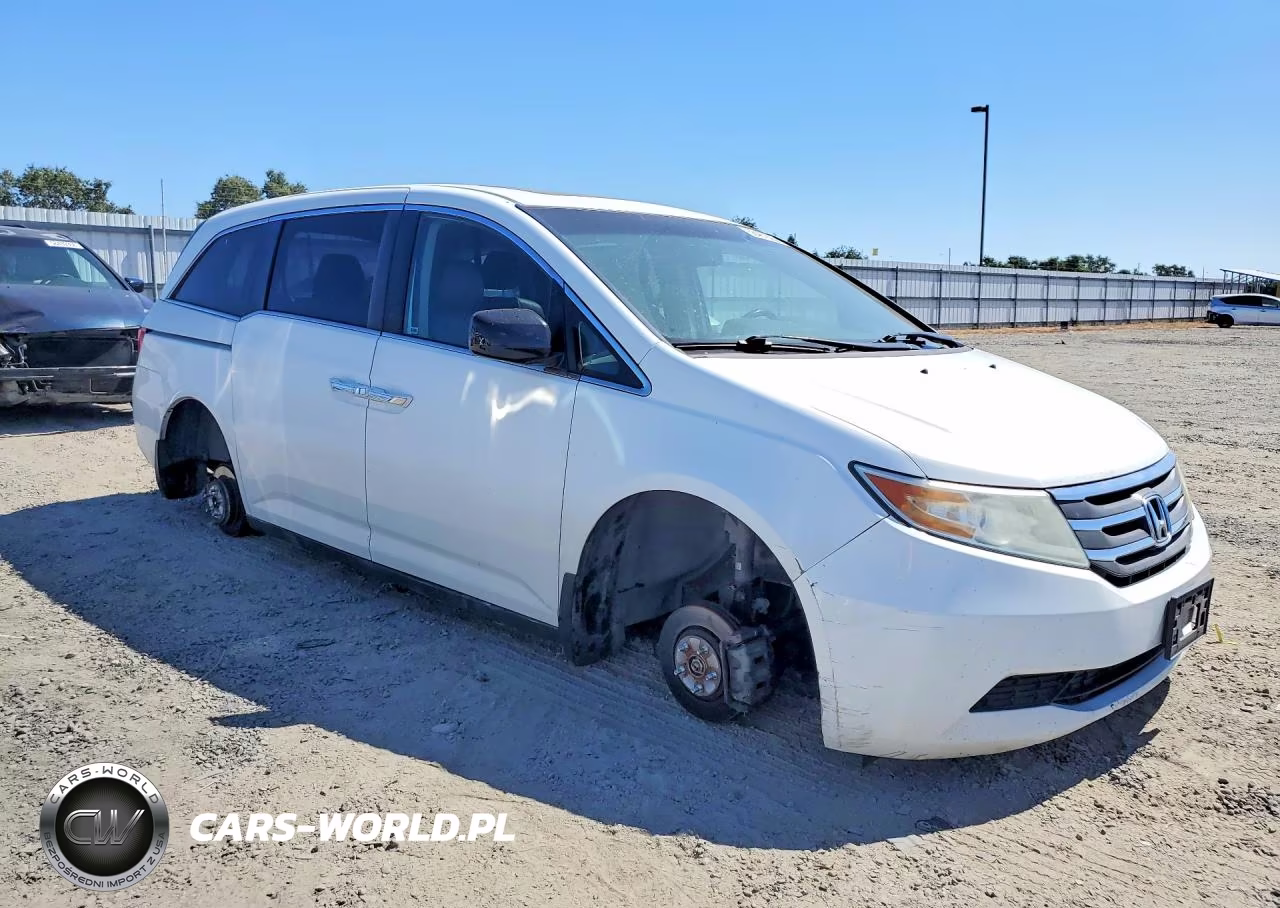 2013 Honda Odyssey Exl VIN:5FNRL5H69DB023613 - 4