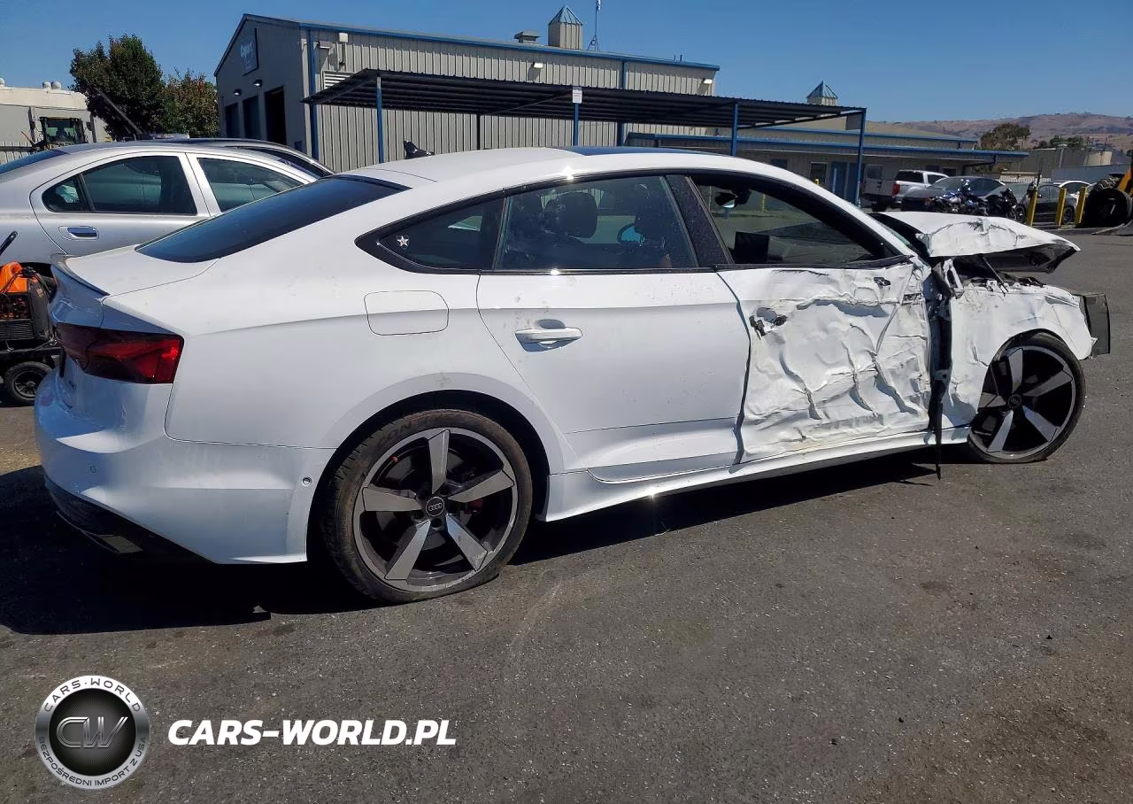 2024 Audi A5 Prestige 45 VIN:WAUEACF5XRA010045 - 3