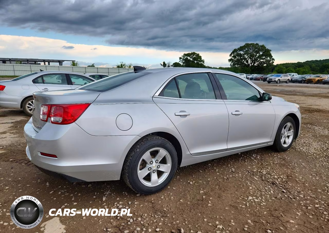 2015 Chevrolet Malibu Ls VIN:1G11B5SL1FF249098 - 3
