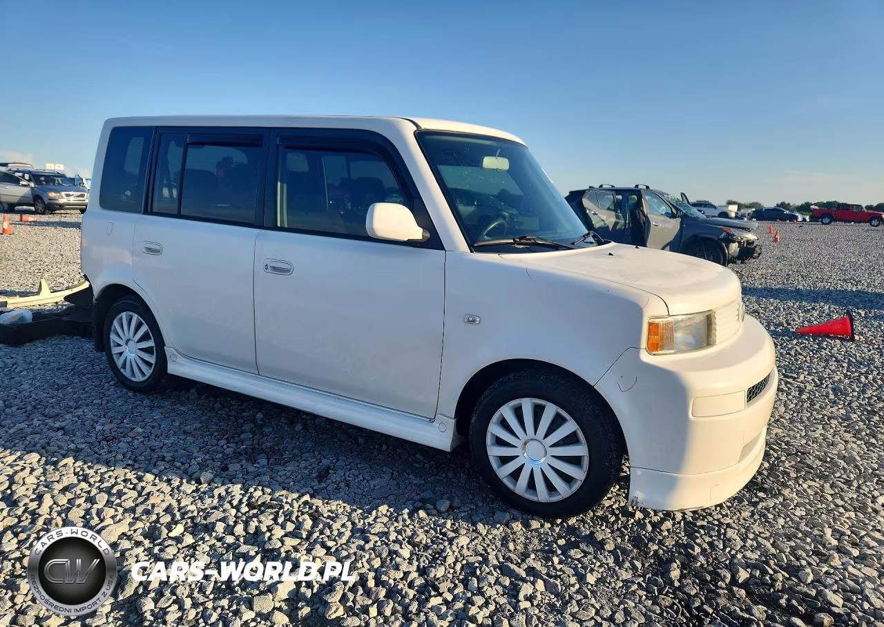 2004 Toyota Scion Xb VIN:JTLKT324240152647 - 4