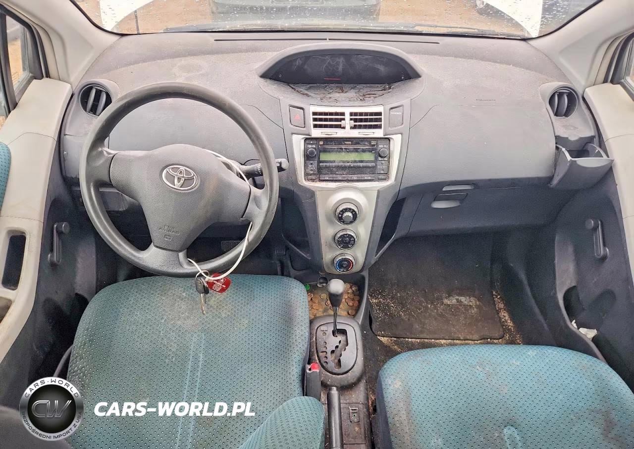2008 Toyota Yaris Base VIN:JTDJT923885201103 - 8