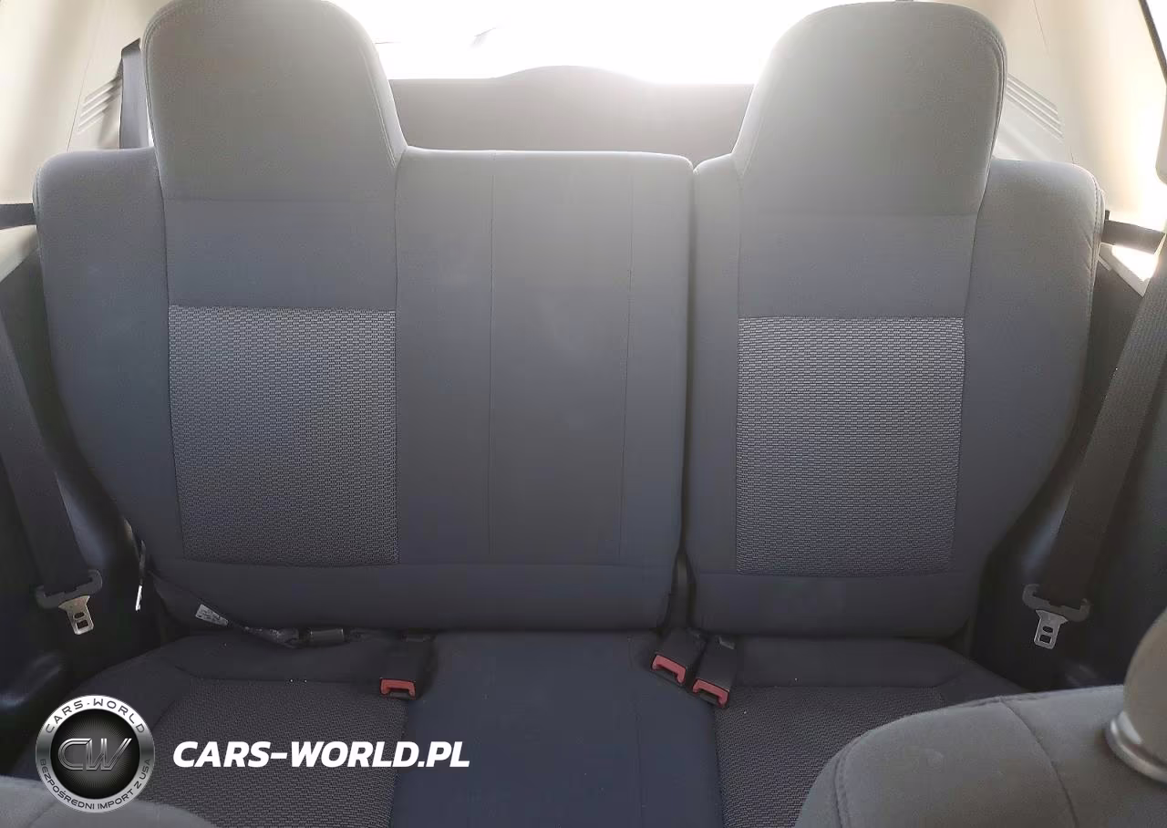 2010 Jeep Compass Sport VIN:1J4NT4FBXAD558391 - 10