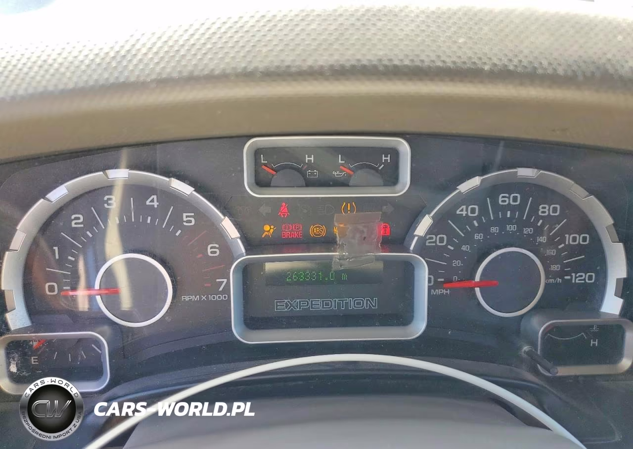 2008 Ford Expedition Xlt VIN:1FMFU16598LA76474 - 9